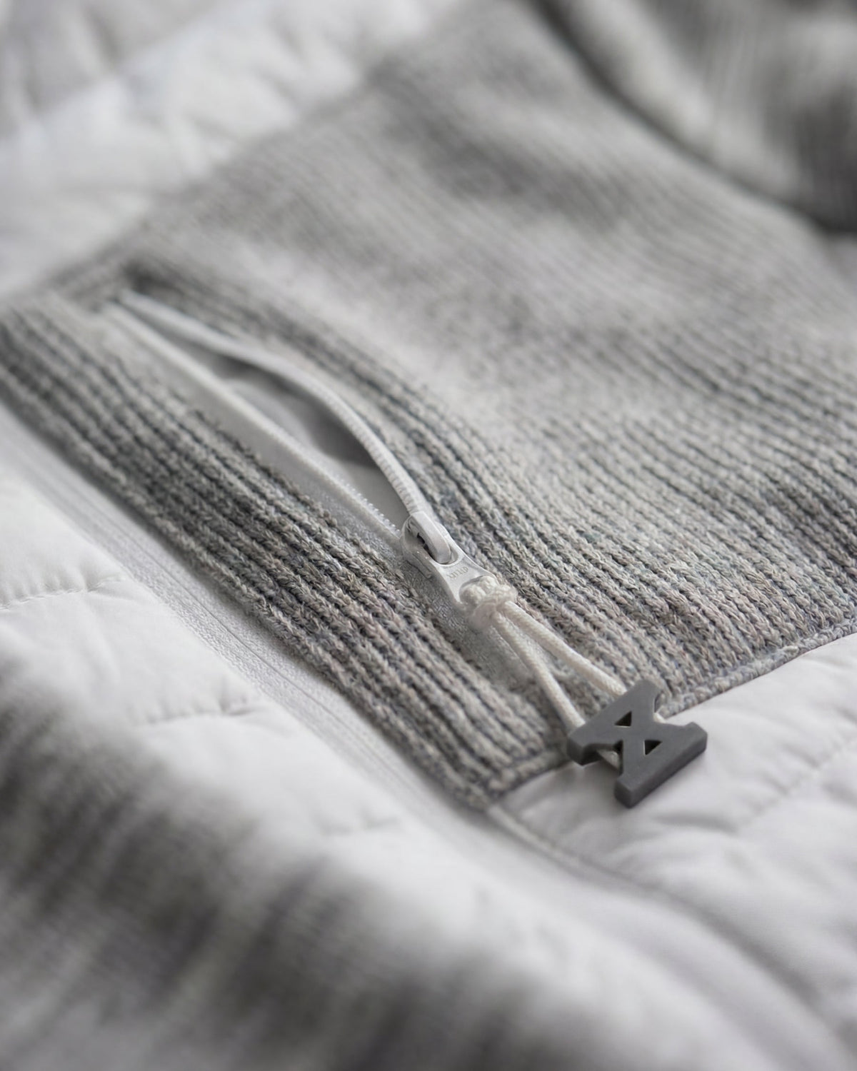 Hybrid Hooded Jacket e.s.motion ten